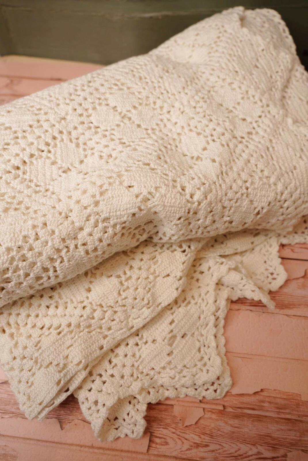 Vintage Cream Crochet Bed Throw