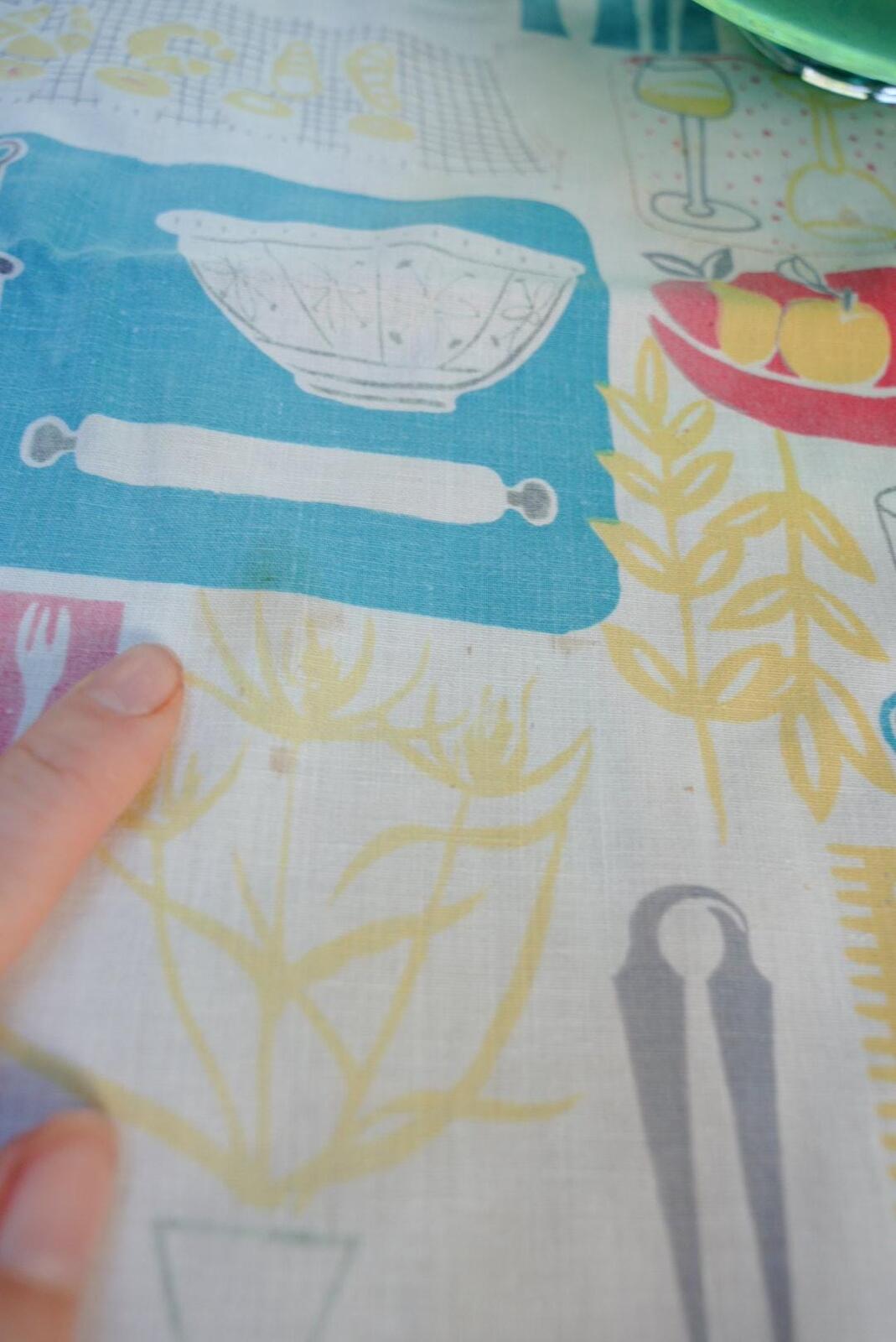 Vintage 1950s Kitchen Print Tablecloth