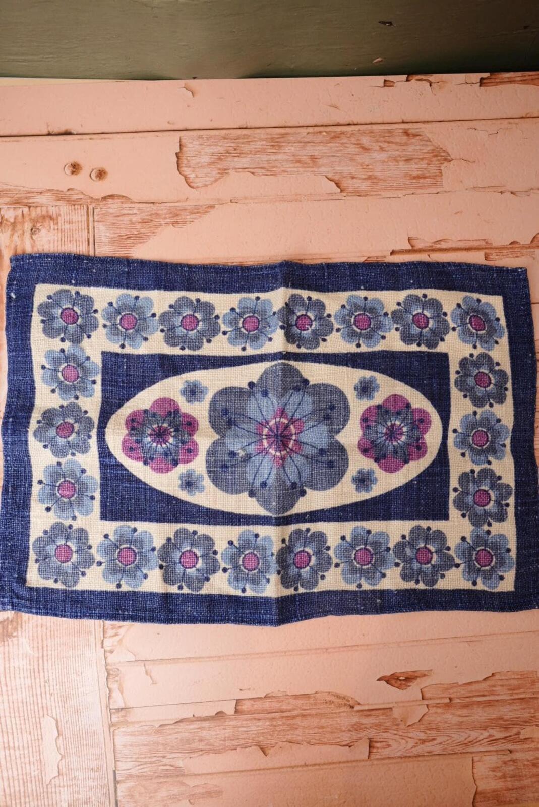 Vintage Blue Floral Linen Table Mat