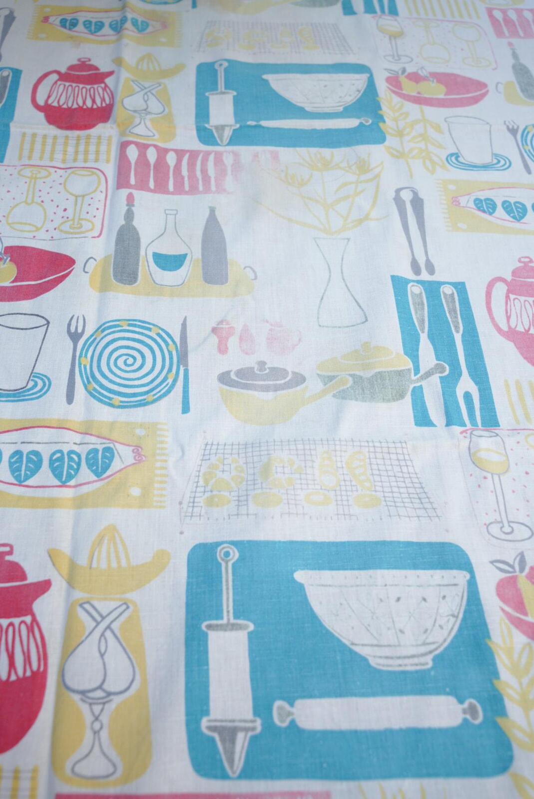 Vintage 1950s Kitchen Print Tablecloth