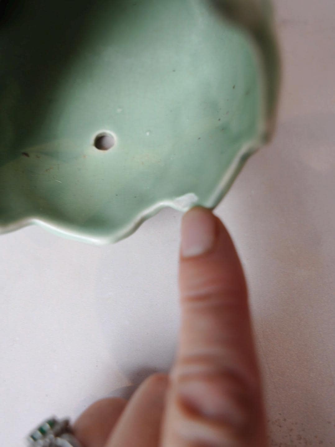 Green Pair Leaf Wall Pocket Vases