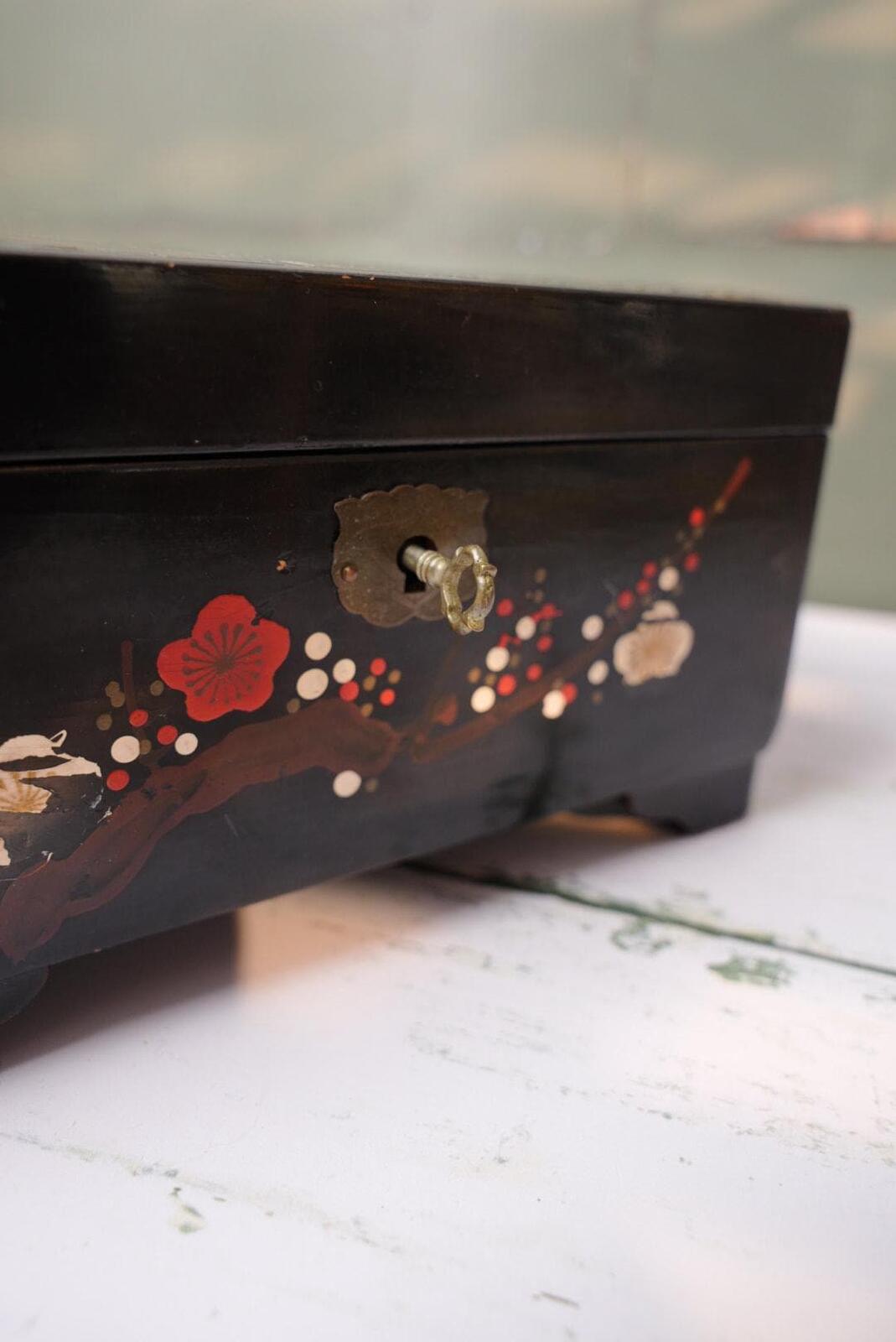 Japanese Lacquer Jewellery Box