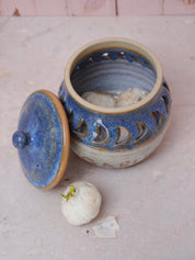 Canterbury Pottery Garlic Keeper