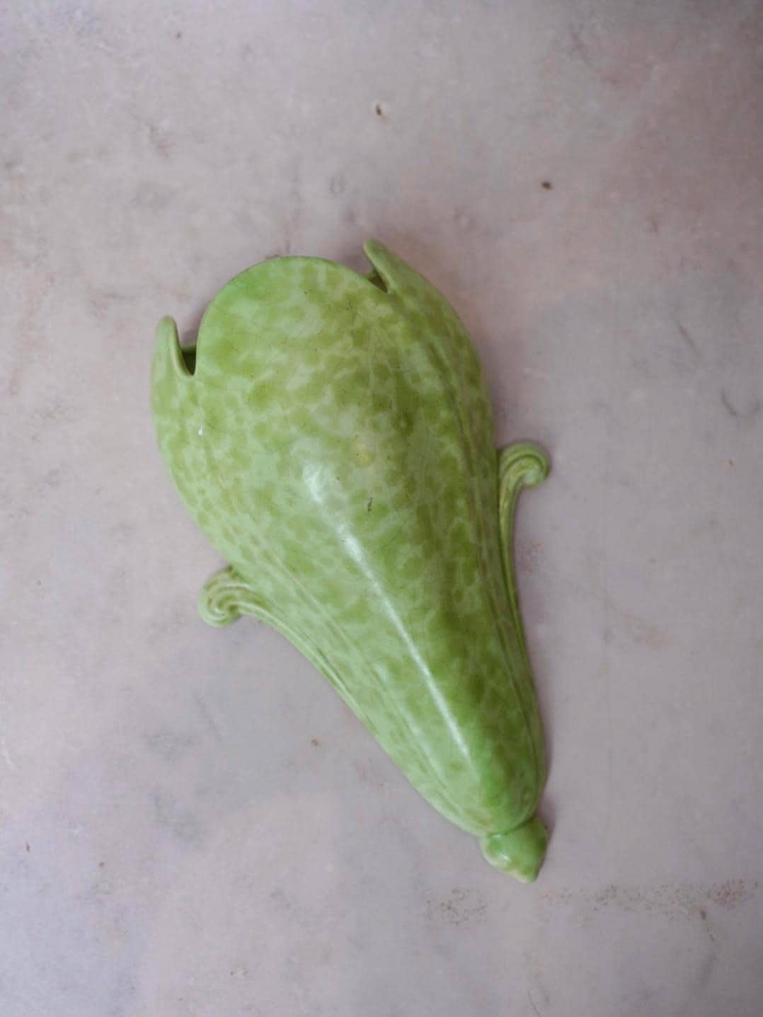Green Pair Leaf Wall Pocket Vases