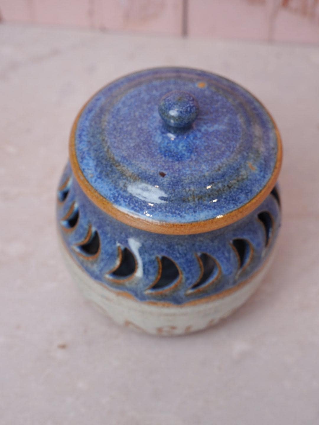 Canterbury Pottery Garlic Keeper