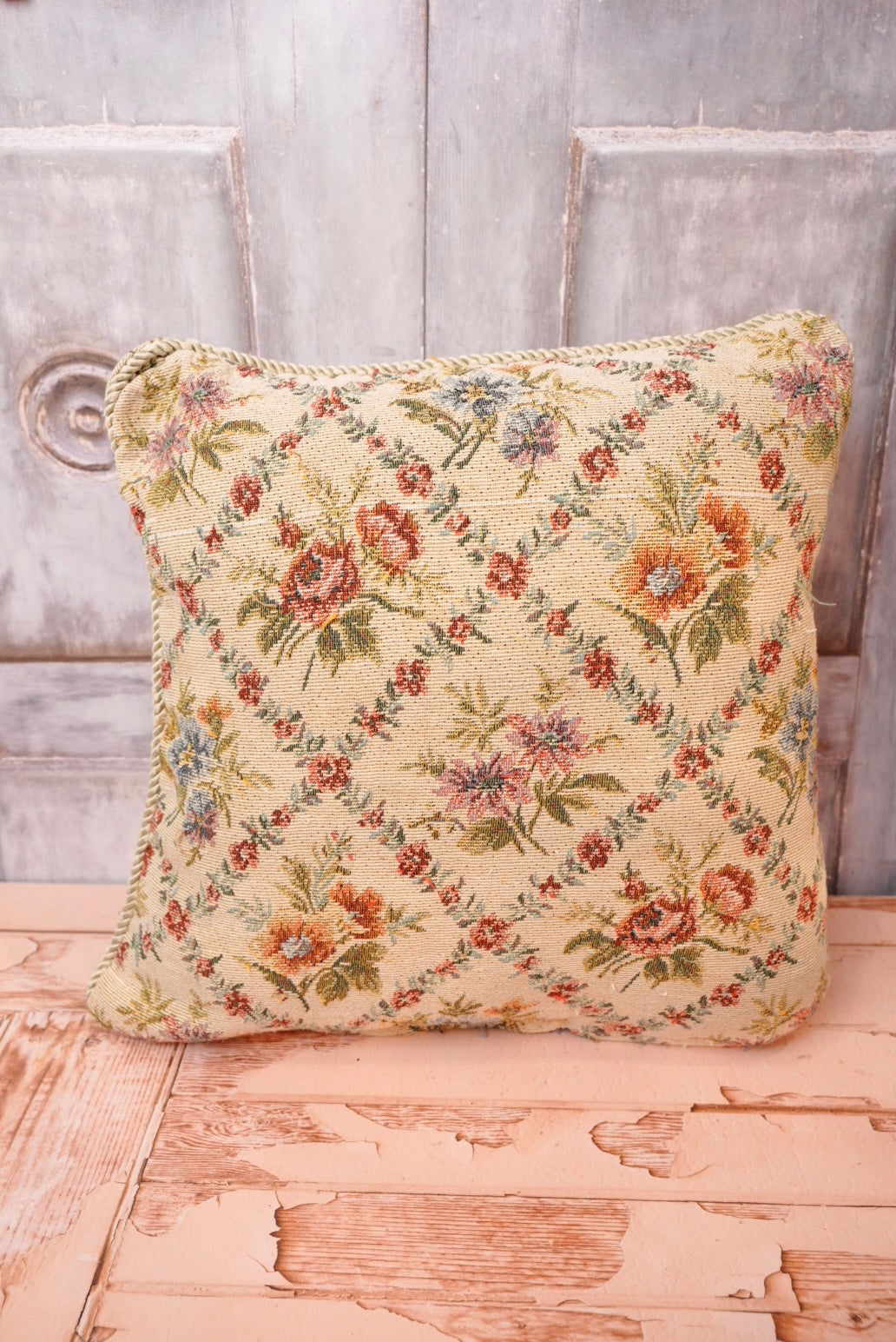 Frahm_House_Cushion_review.jpg