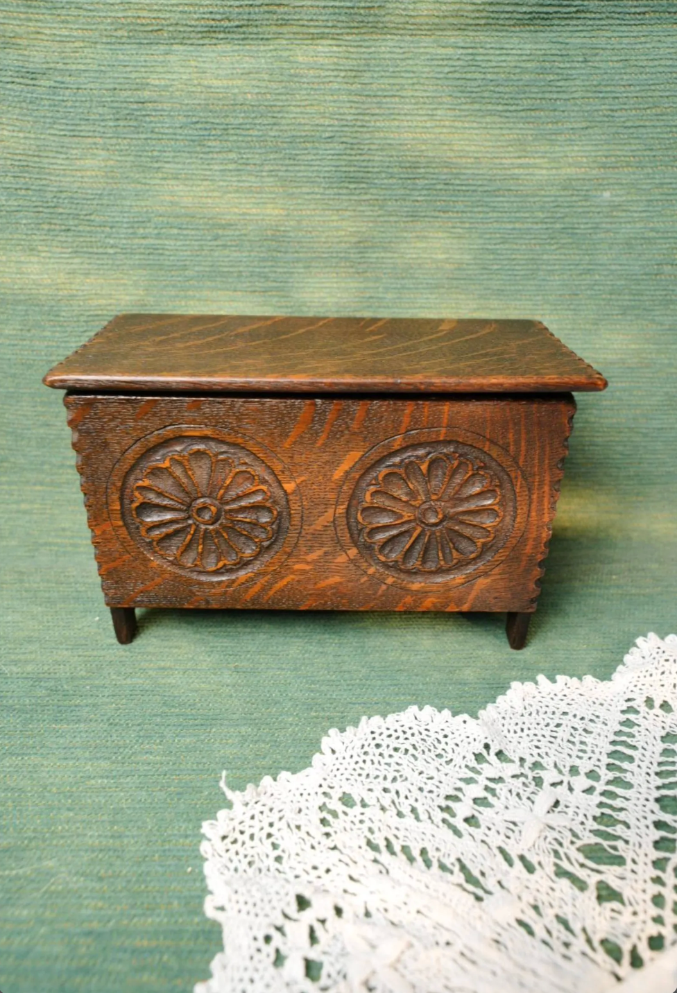 Frahm_House_Review_Box.png
