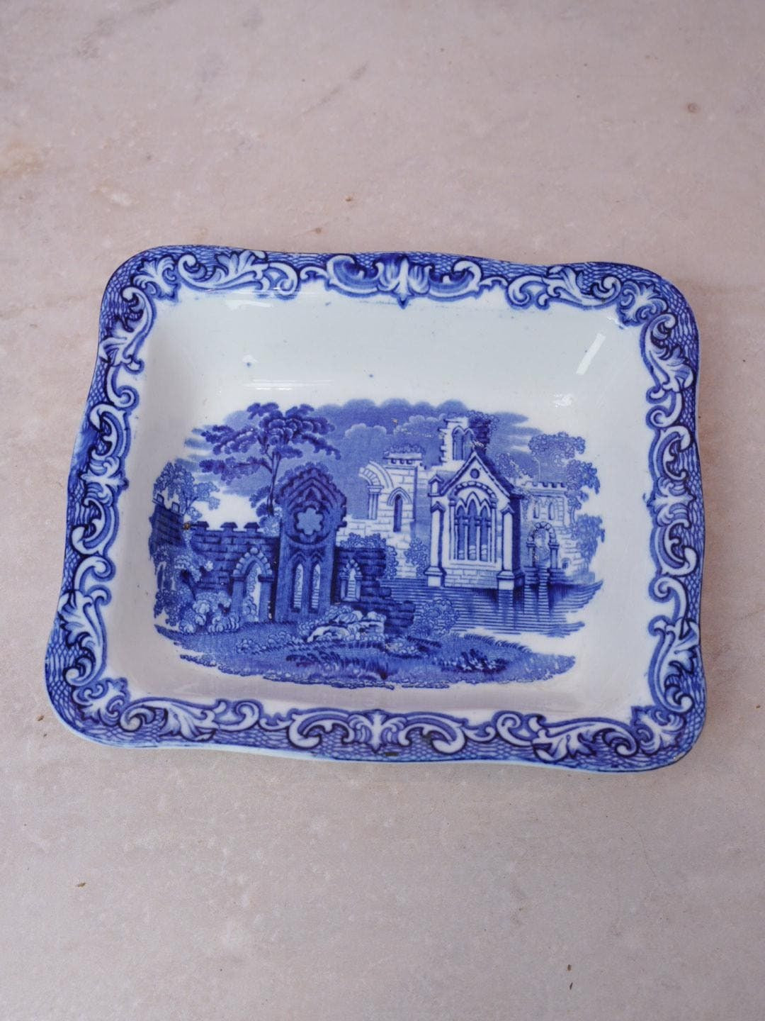 George Jones Abbey 1790 Shredded Wheat Dish