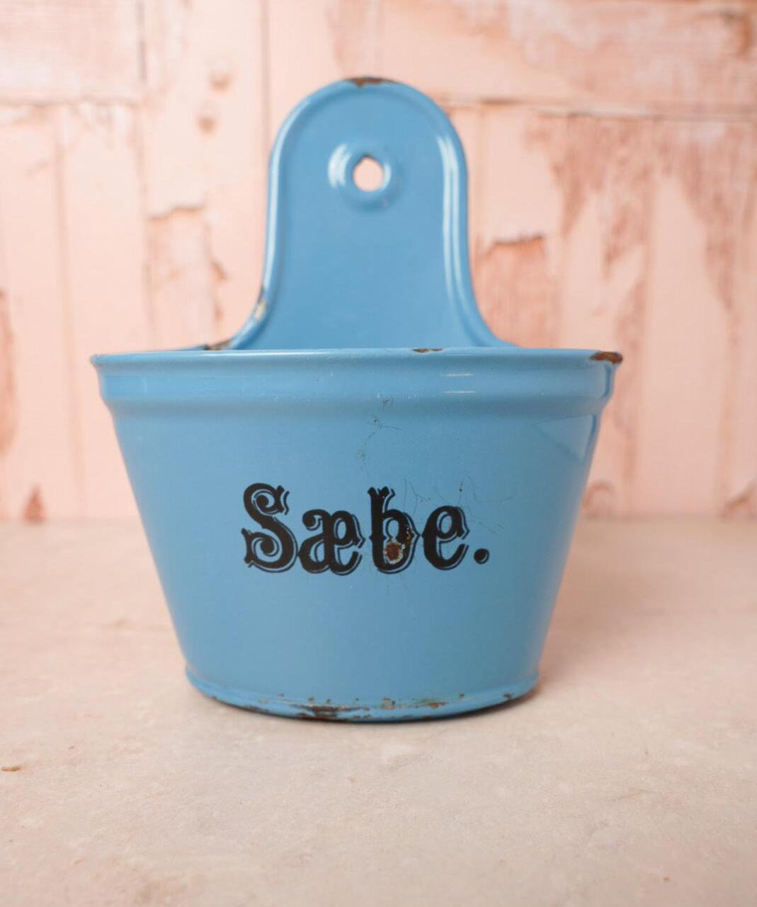 b8527e81-cb19-45a1-be60-ccbeef81c7ec.jpg
