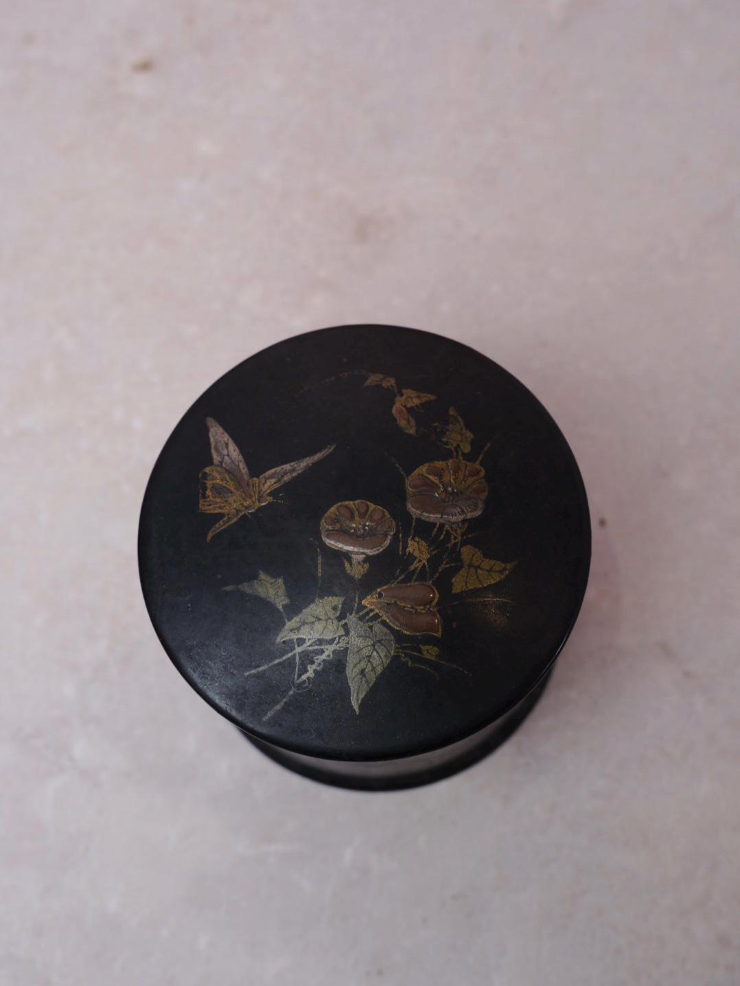Antique Powder Puff Box