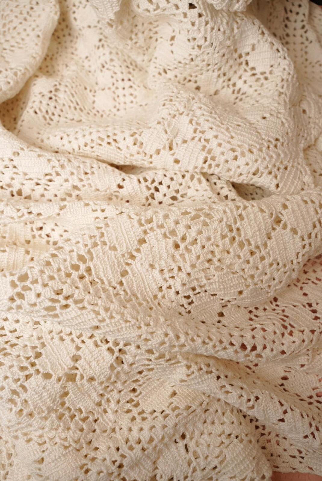 Vintage Cream Crochet Bed Throw
