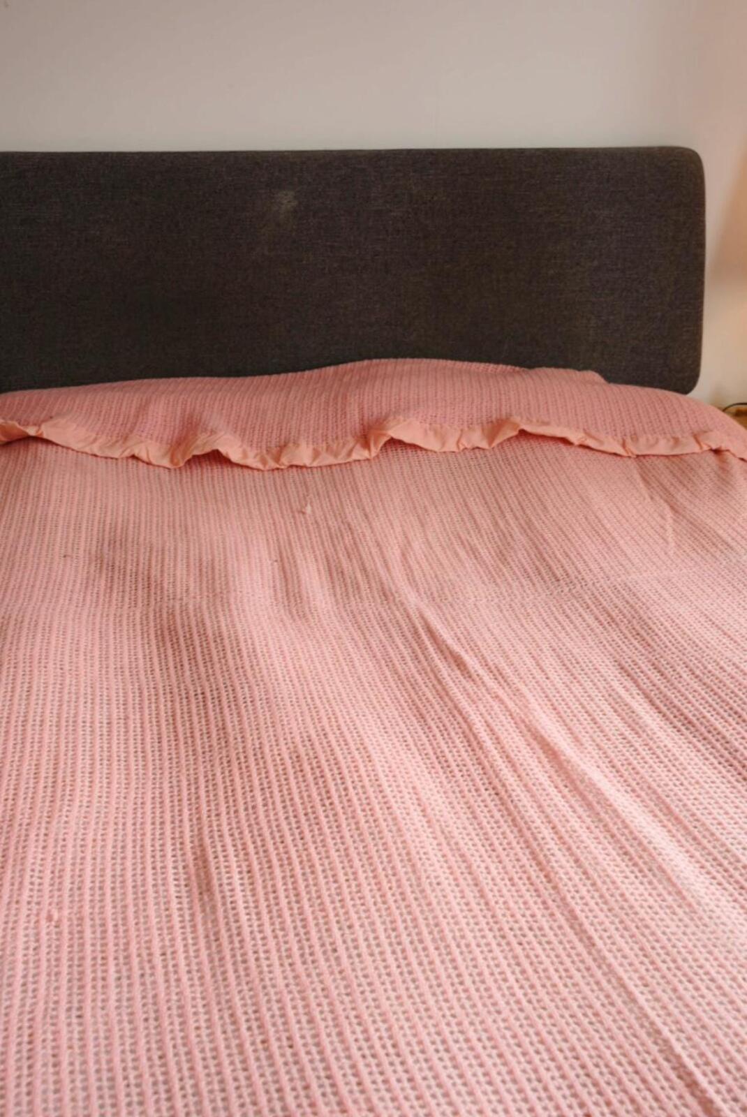 Vintage Pink Crochet Bed Throw