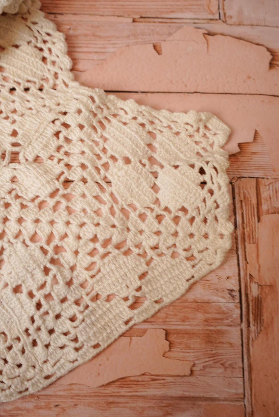 Vintage Cream Crochet Bed Throw