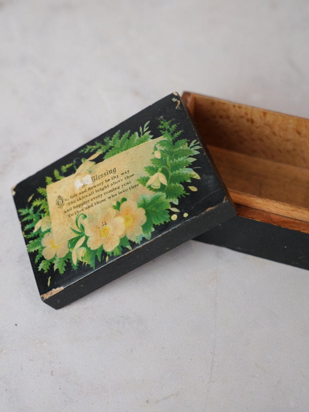 Victorian Papier Mâché Trinket Box